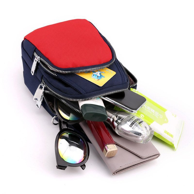 Multi-Pocket Stylish Crossbody Bag Stornfield