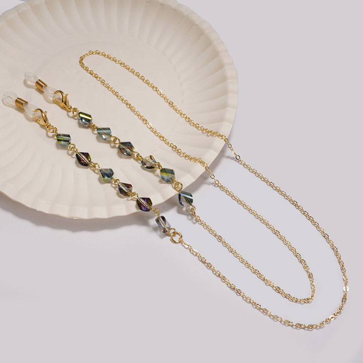 Elegant Beaded Eyewear Chain Stornfield