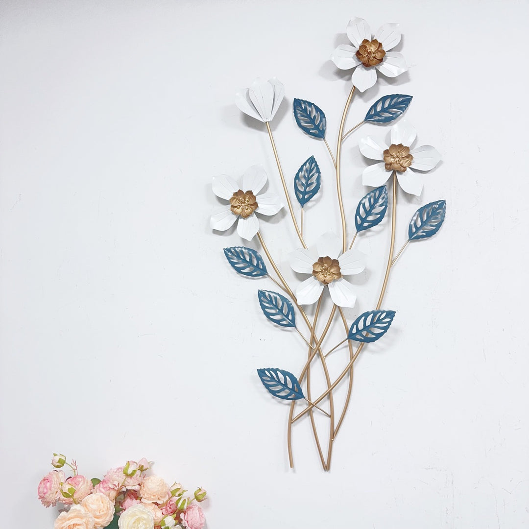 Elegant Floral Wall Sculpture Stornfield