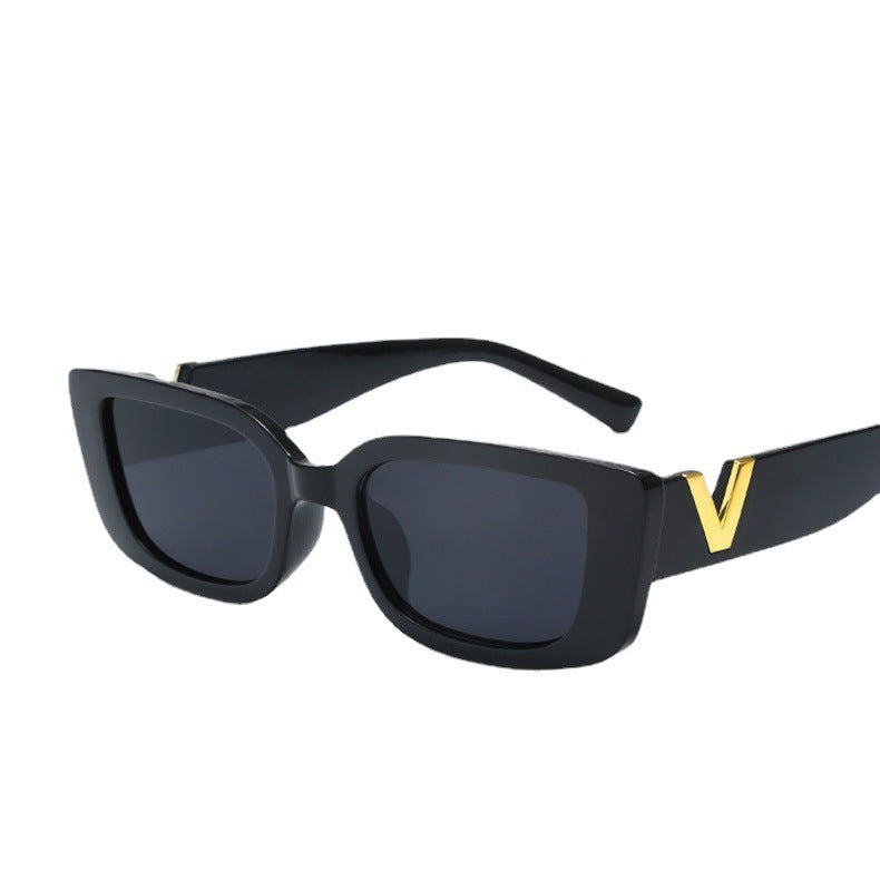 Women’s fashionable sunglasses in trendy leopard print Stornfield