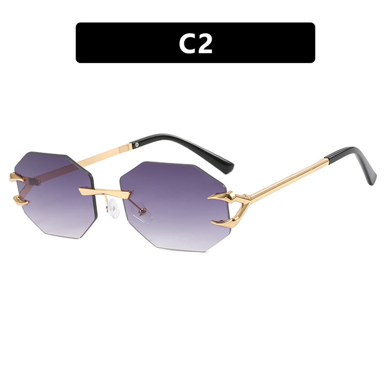 Women's geometric sunglasses with modern metal frame Stornfield
