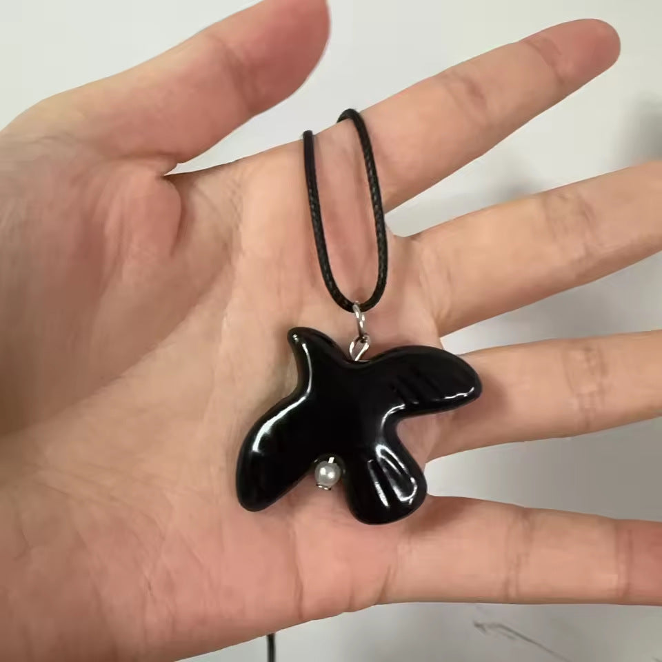 Artistic pendant necklace Stornfield