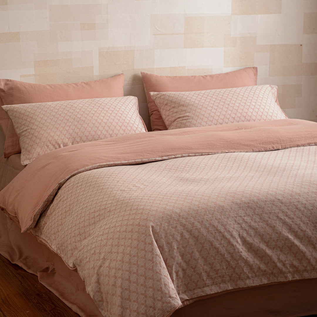 Bedding set made of cotton-linen with houndstooth jacquard and reversible pillowcases