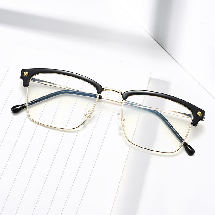 Ladies Designer Glasses with Eye-Catching Frame Stornfield