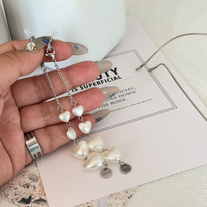 Heart-Shaped Pearl Accented Eyewear Chain Stornfield