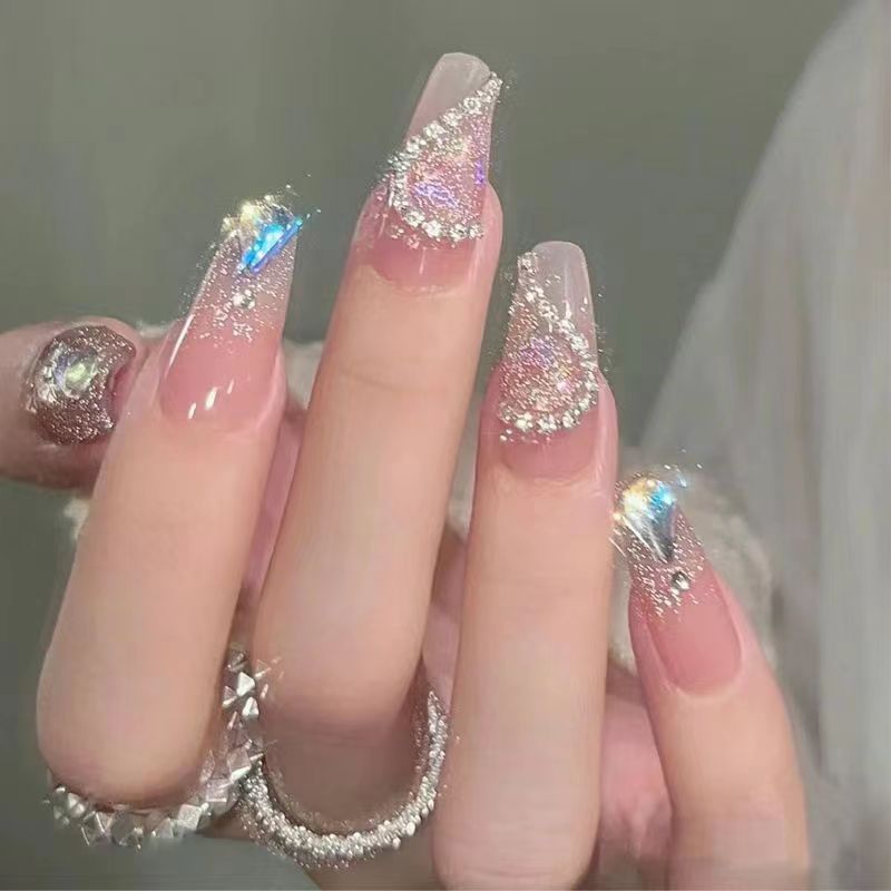 Glamorous artificial nails Stornfield