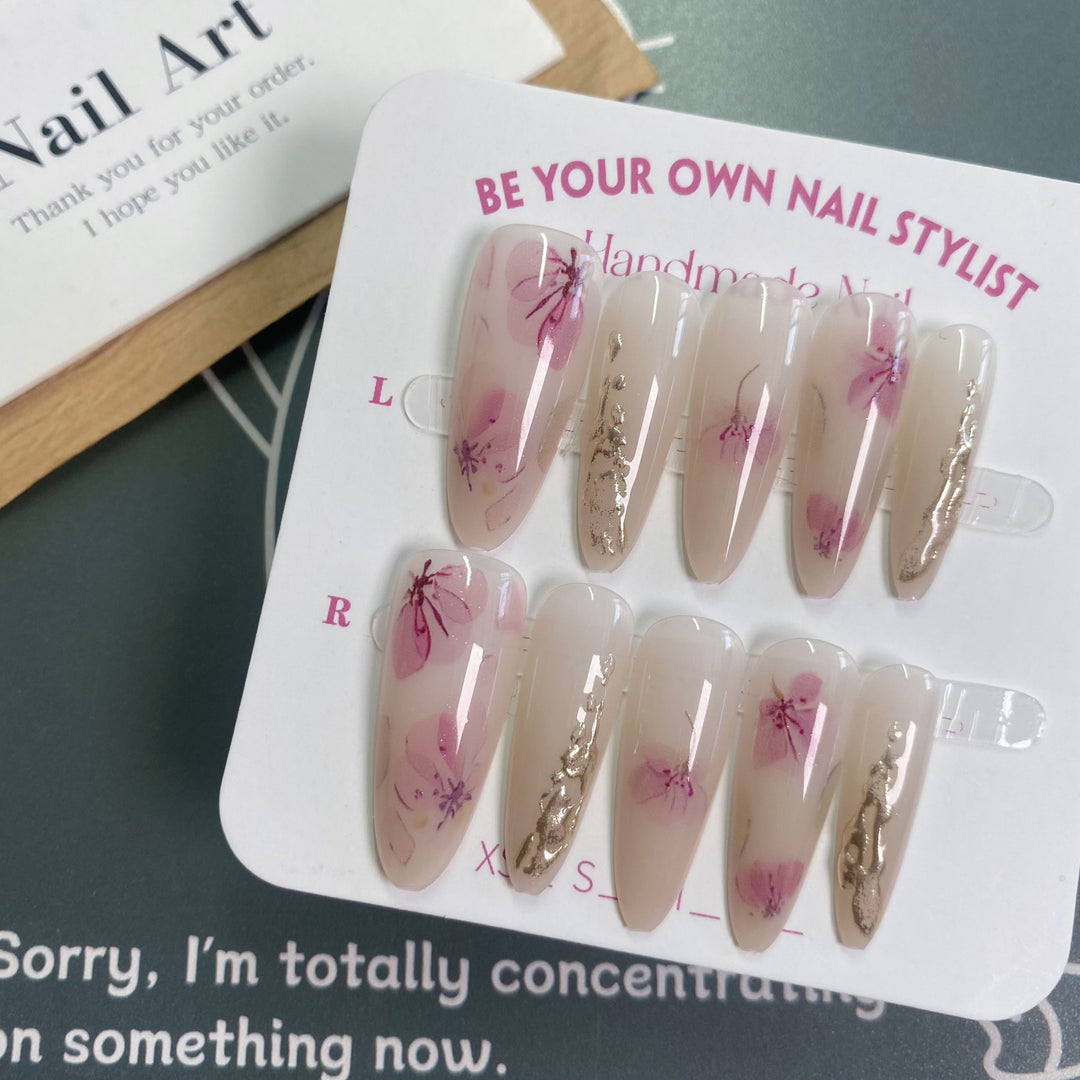 Elegant Floral Acrylic Press-On Nail Set