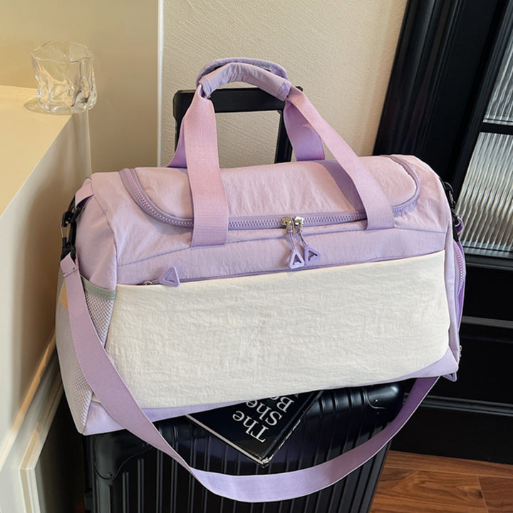 Sporty travel bag with sturdy carrying handles Stornfield