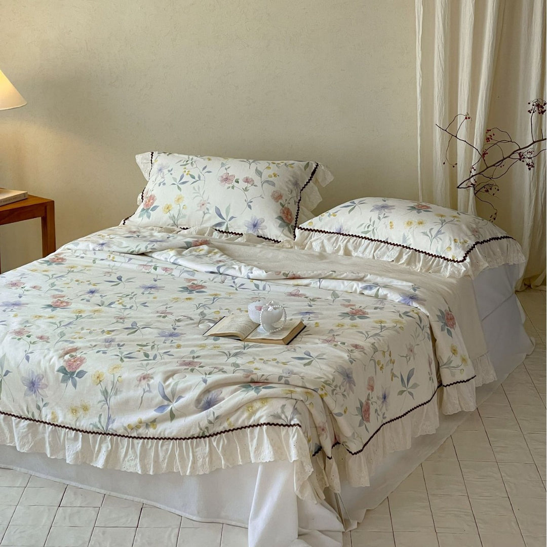 Ruffled Eyelet Floral Cotton Duvet Cover and Pillow Sham Set