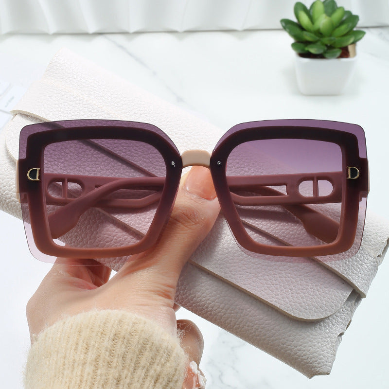 Ladies fashionable oversized sunglasses in geometric design Stornfield
