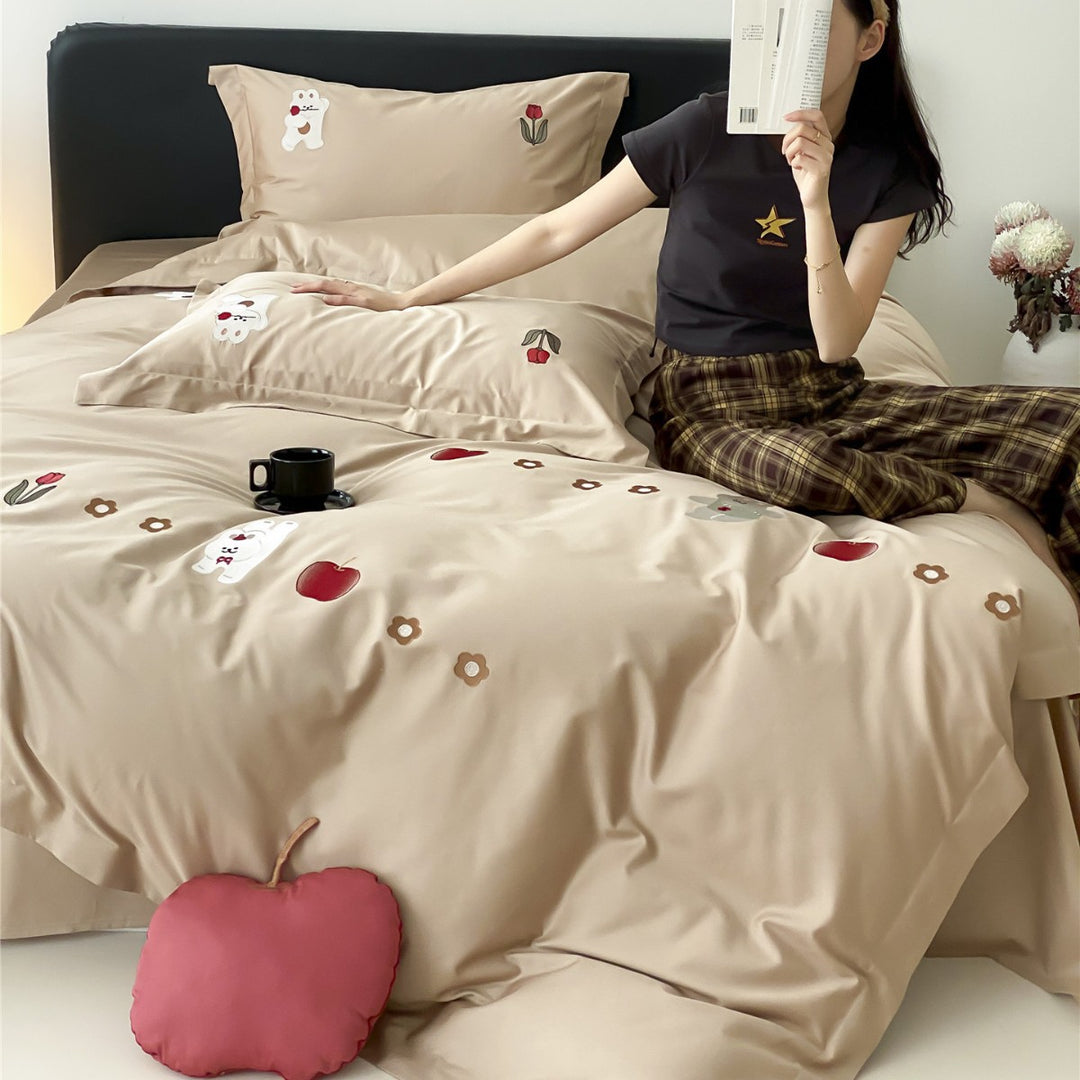 Cotton-Sateen Embroidered Cartoon Apple & Bear Duvet Cover Set with Pillow Shams