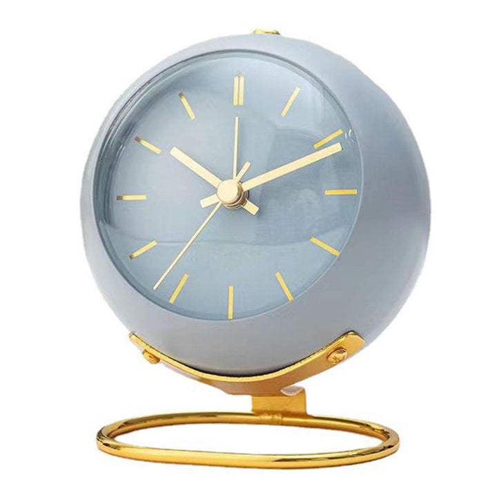 Elegant Table Clock in Scandinavian Design Stornfield