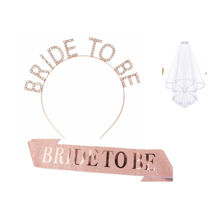 Women's bridal accessories set with shimmering veil and personalized sash Stornfield