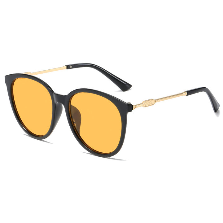 Women's Fashion Cat-Eye Sunglasses with Mirrored Lenses Stornfield