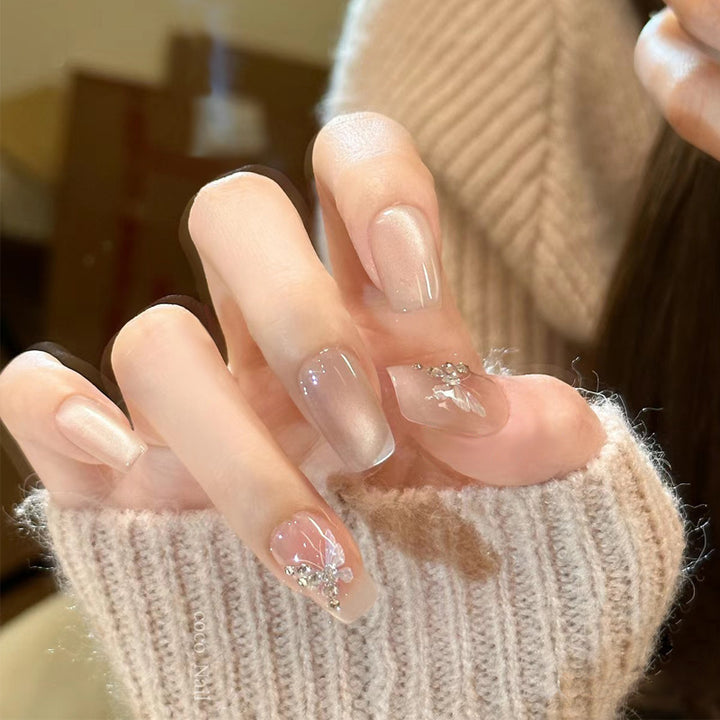 Elegant Faux French Tip Press-On Nails with Floral Accents Stornfield