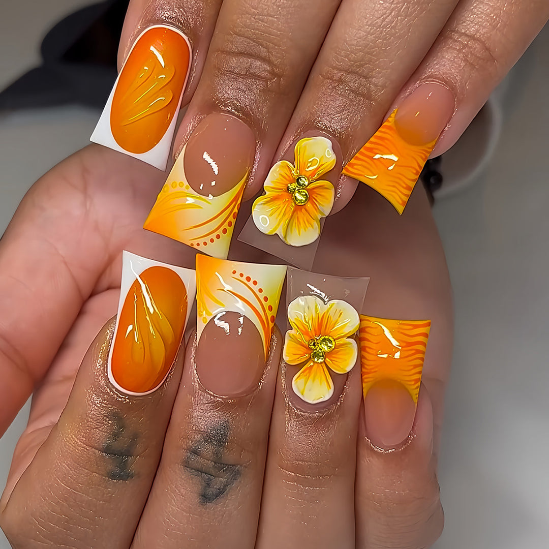 Artistic Floral Press-On Nails Set Stornfield