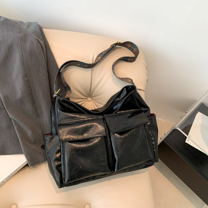 Chic Metallic Handbag Stornfield