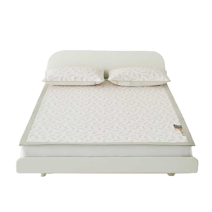 Breathable baby fitted sheet with waterproof and hypoallergenic mattress protector