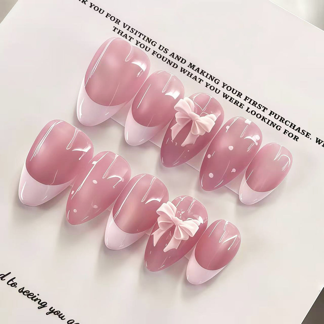 Elegant Floral Nail Art Press-On Set