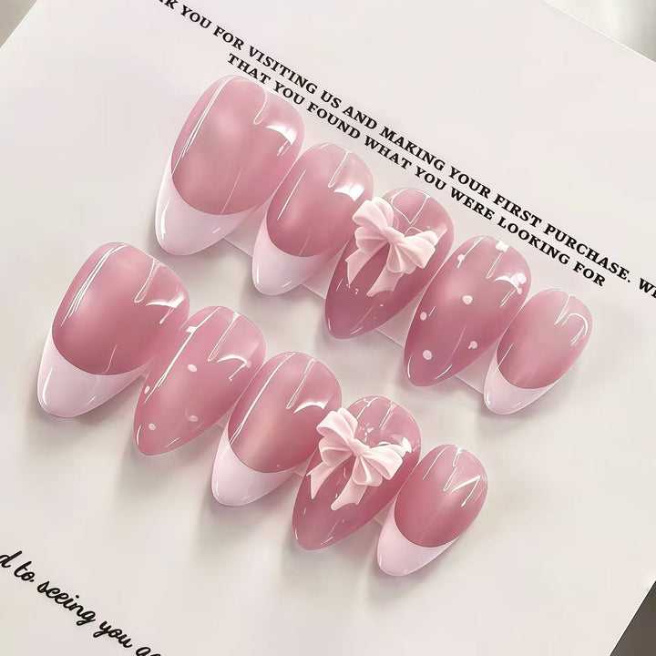 Elegant Floral Nail Art Press-On Set