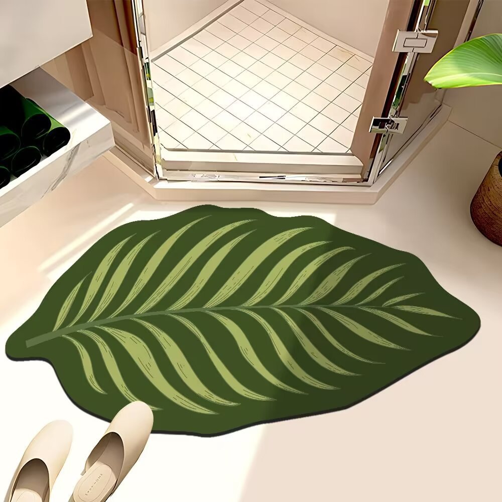 Leaf-Shaped Bath Mat Stornfield