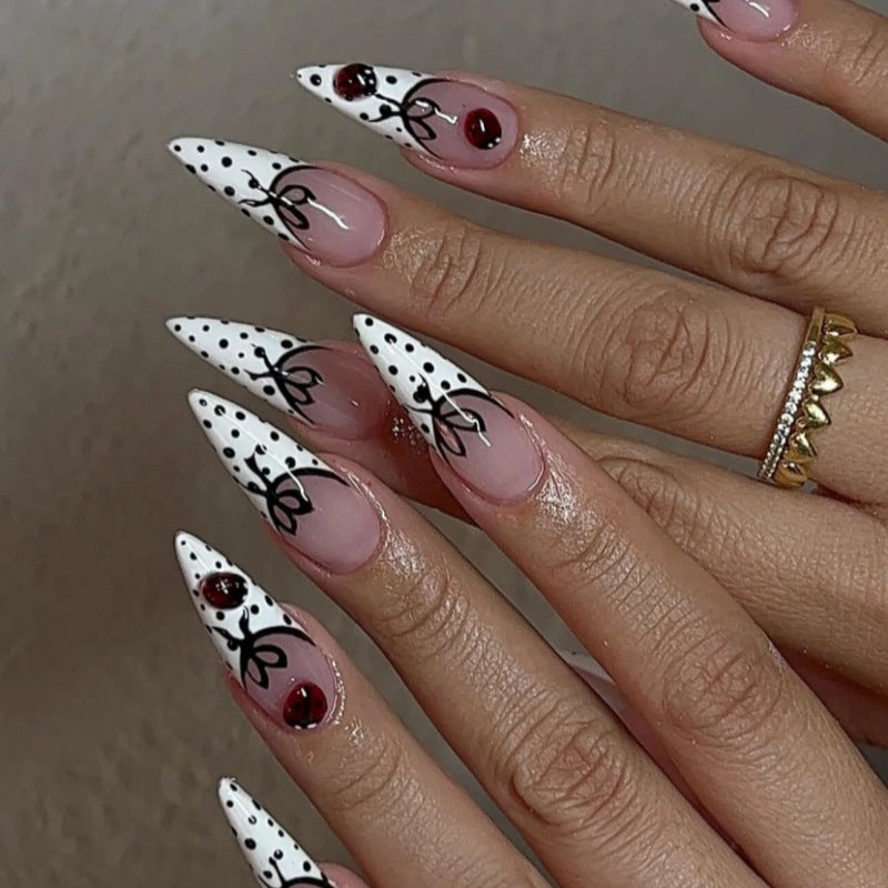 Elegant Artistic Press-On Nail Set Stornfield