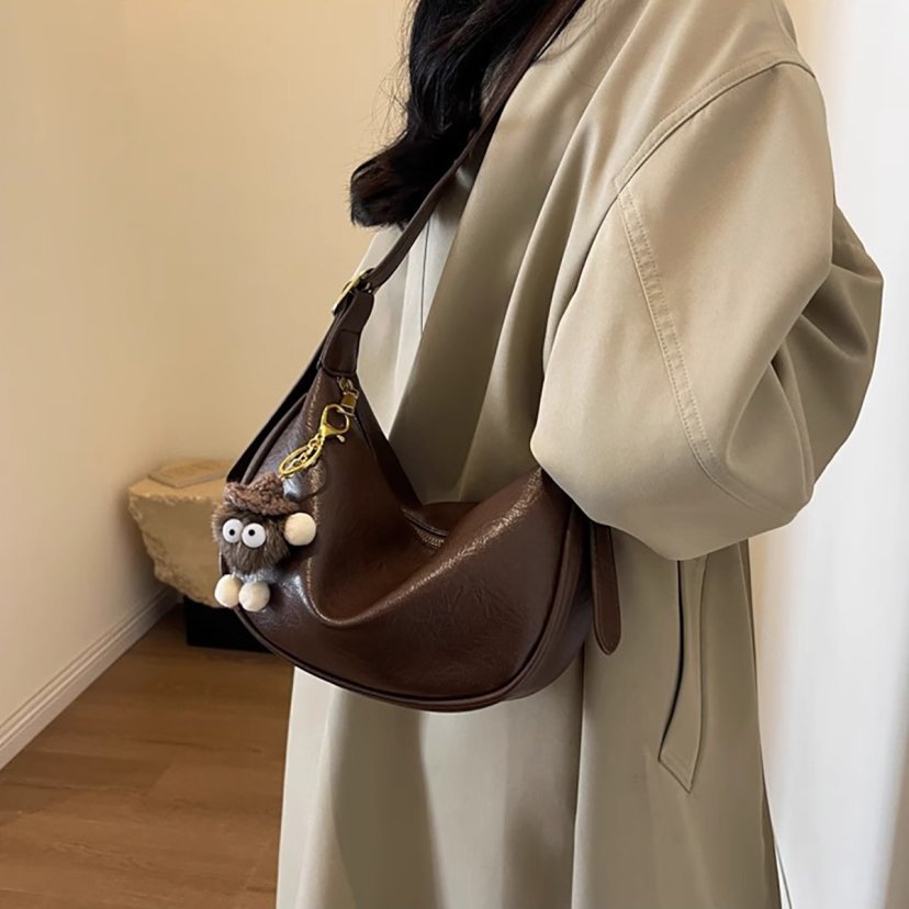 Luxurious Minimalist Handbag Stornfield