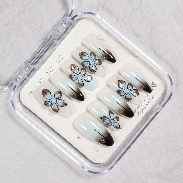 Decorative Floral Press-On Nails