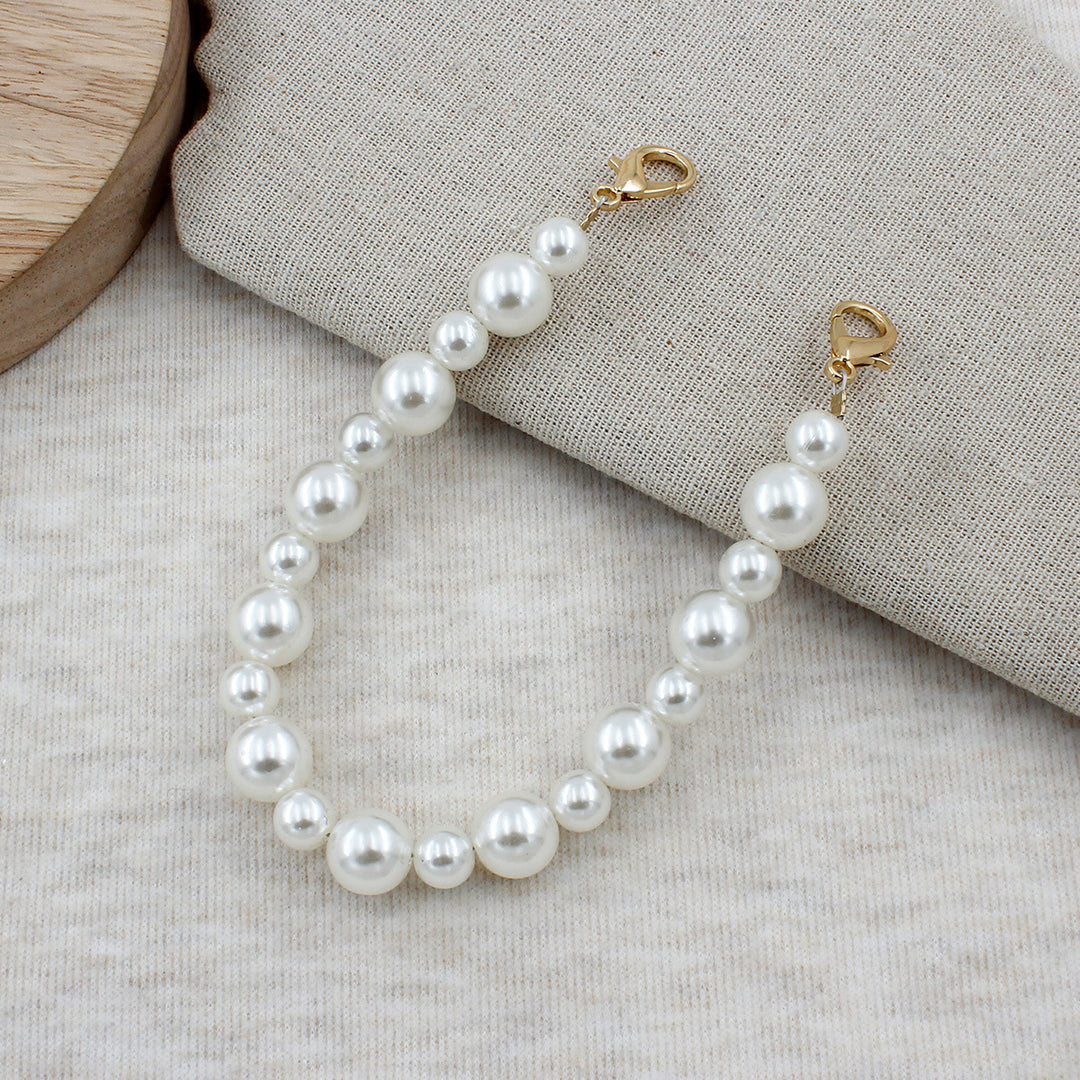 Elegant Pearl Accessory Stornfield