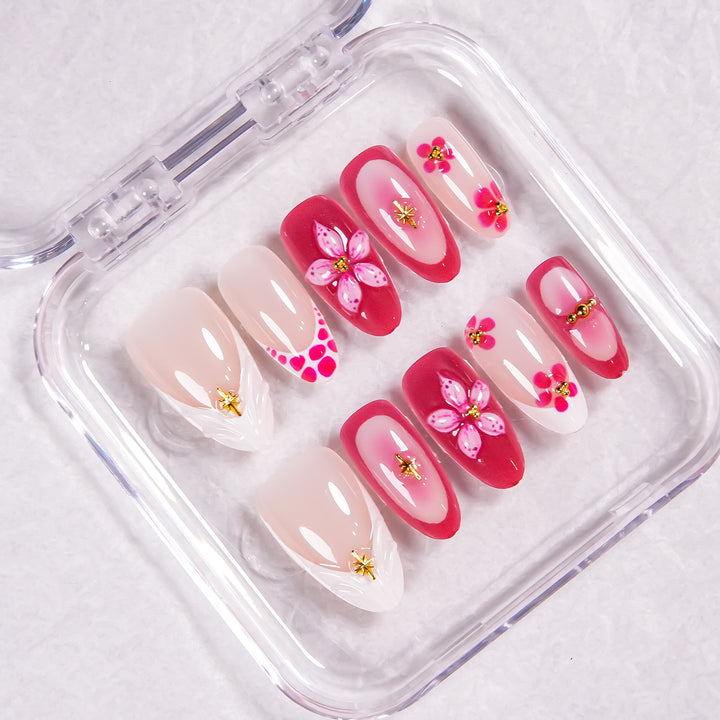 Decorative Floral Press-On Nail Set