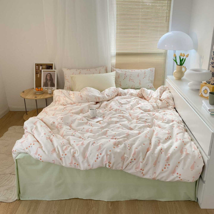 Breathable Cotton Percale Floral Duvet Cover Set with Pillow Shams