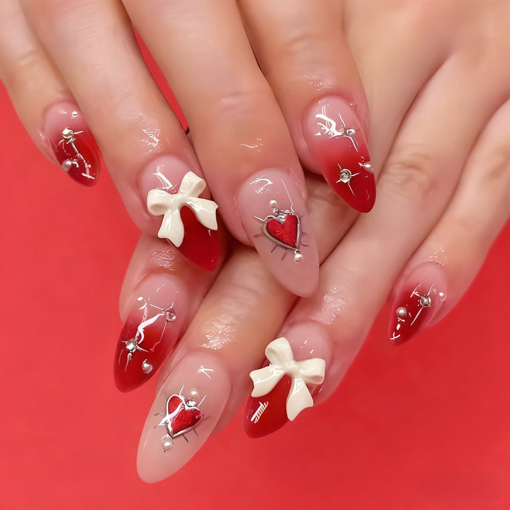 Artistic Heart-Themed Press-On Nails Stornfield