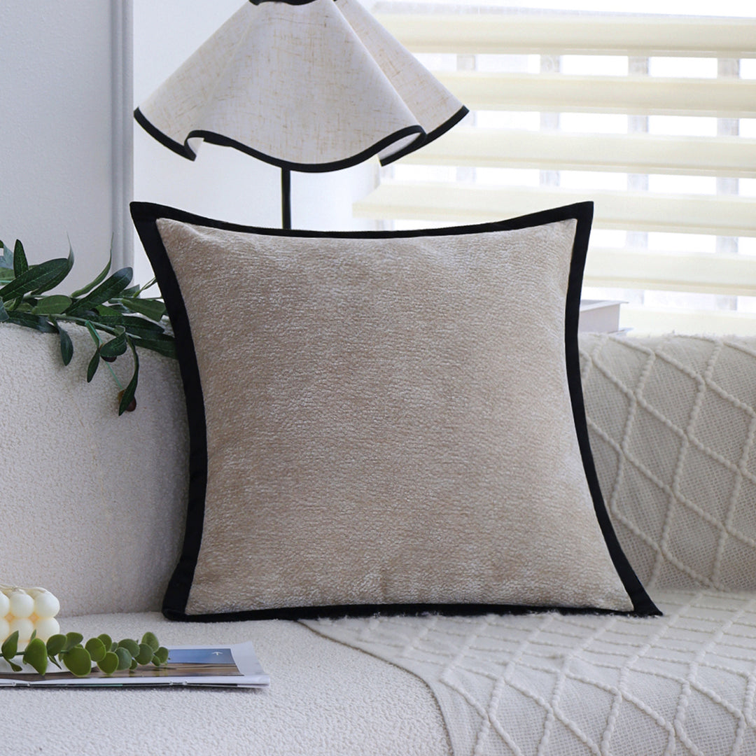 High-quality structured cushion