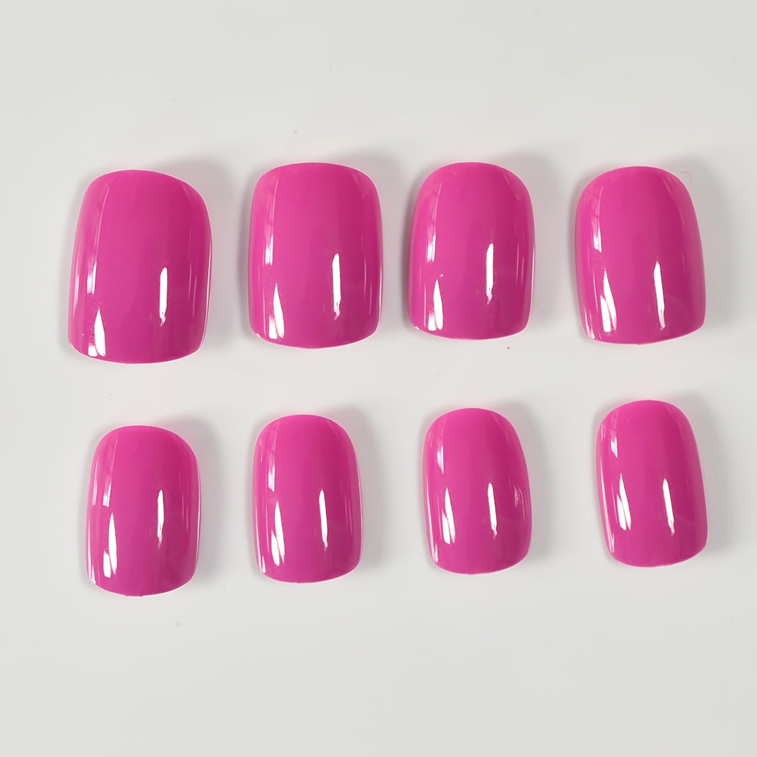 Chic Nail Polish Stornfield