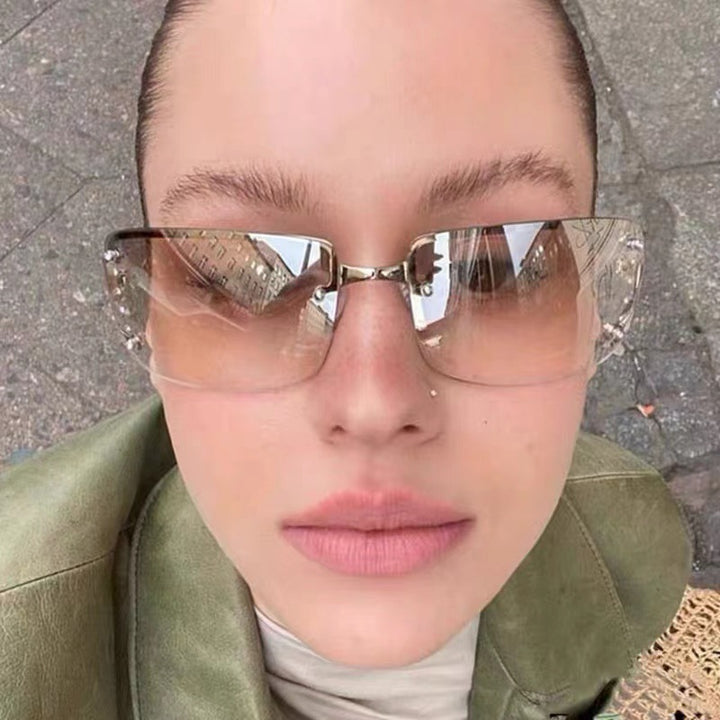 Women's futuristic, sleek Shield sunglasses Stornfield