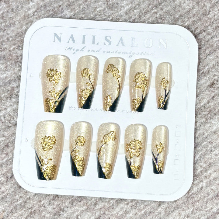 Elegant Press-On Nail Art Set with Glittering Metallic Accents