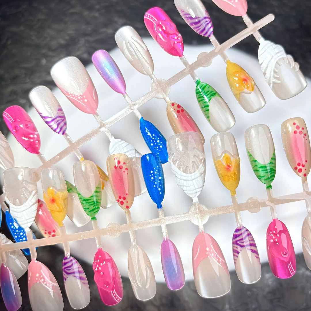 Creative Themed Press-On Nail Art Set
