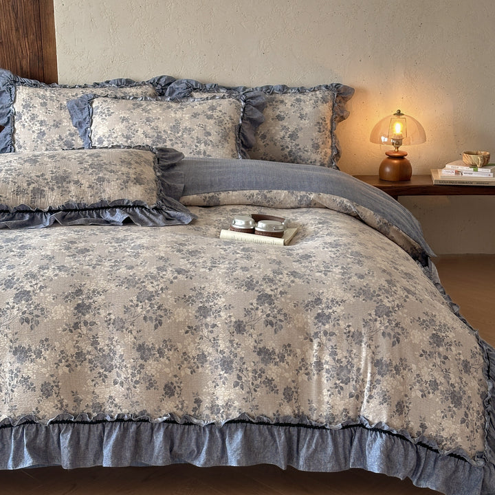 Ruffled Floral Pattern Bedding Set
