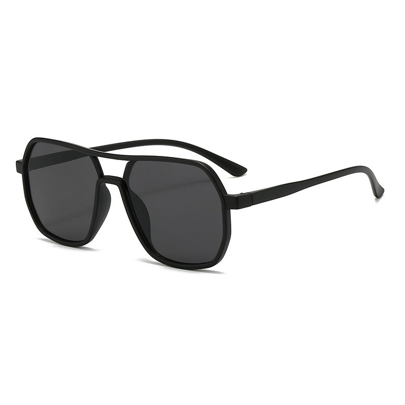 Women's trendy oversized sunglasses in modern design Stornfield