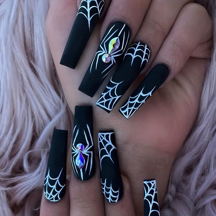 Artistic Spider-Themed Press-On Nails Stornfield