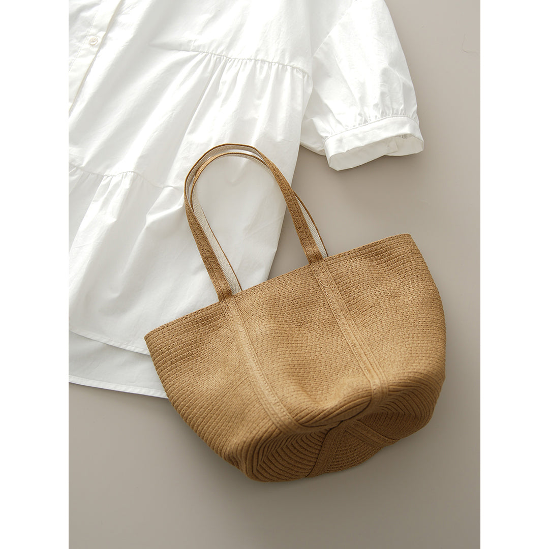 Spacious shopping bag with structured design Stornfield