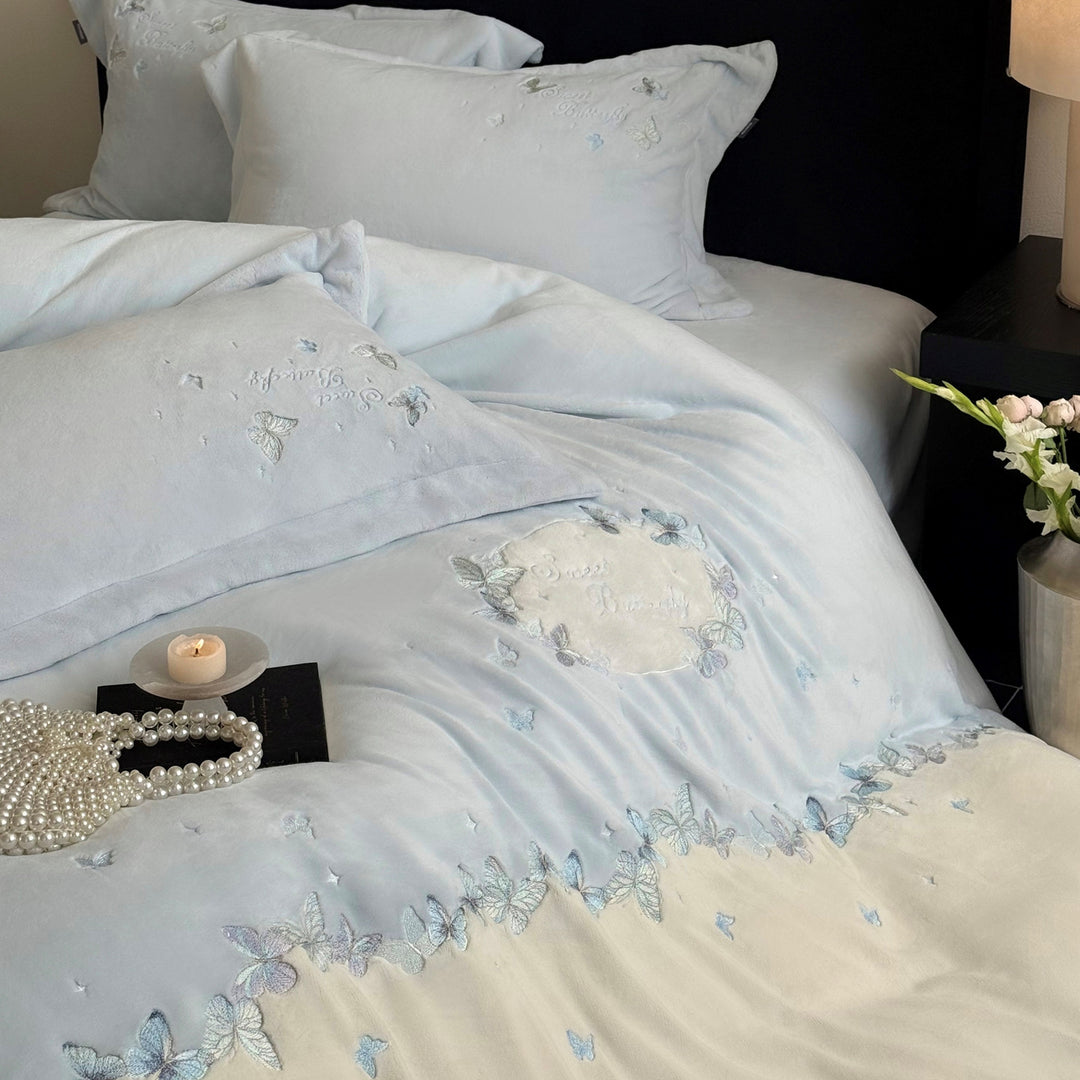 Soft-Touch Butterflies Embroidered Cotton-Blend Duvet Cover Set with Piped Pillow Shams
