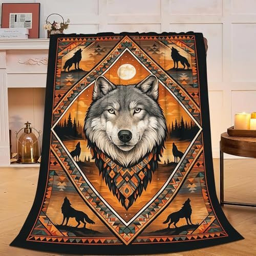 Fun Tropical Pineapple-Themed Fleece Throw Blanket