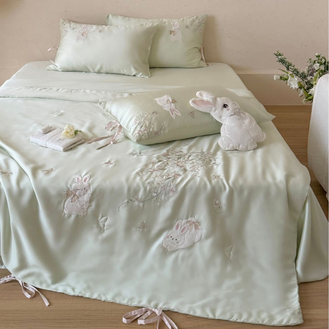 Satin-Feel Embroidered Bunny Duvet Cover Set with Tie-Closure Pillow Shams
