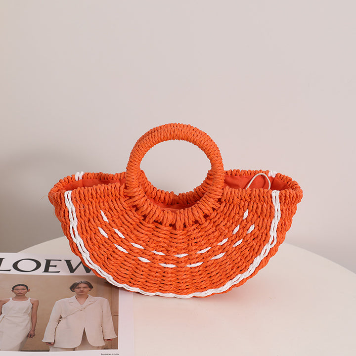 Eye-catching handbag with unique wave profile Stornfield