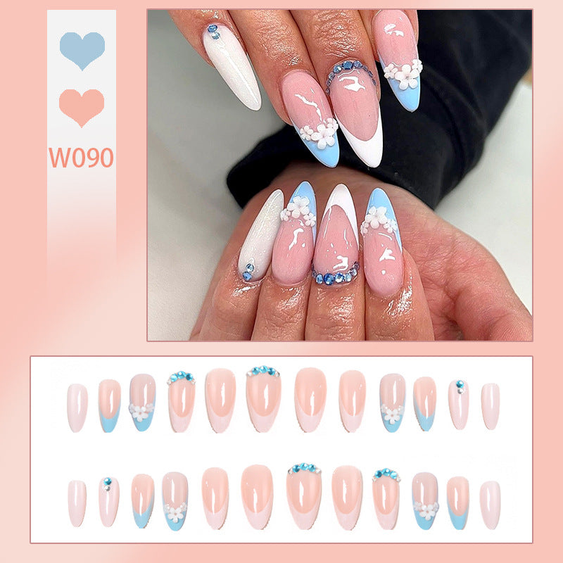 Artificial nails with floral accents and gradient Stornfield