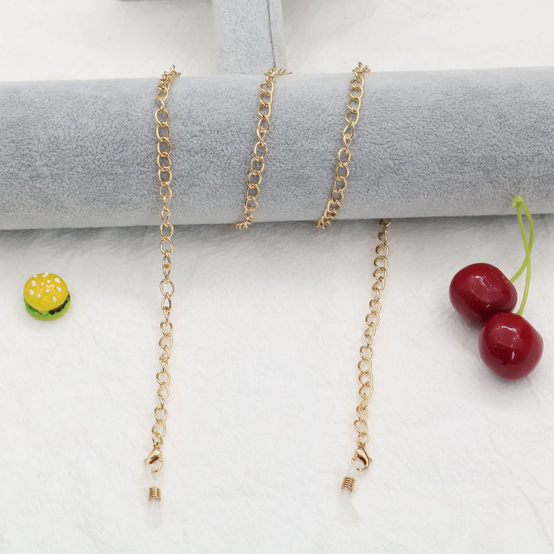 Modern Chain Eyewear Holder Stornfield