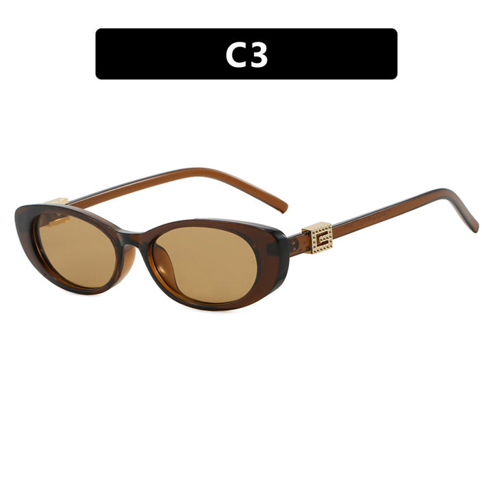 Women elegant Cat-Eye sunglasses with fine accents Stornfield