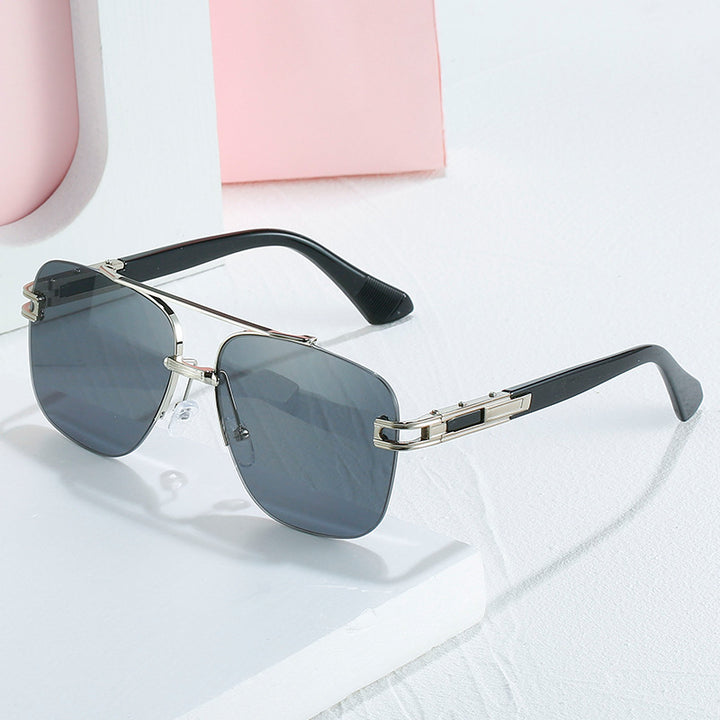 Women's fashionable square sunglasses with elegant metal frame Stornfield