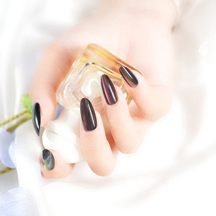 Glossy Metallic Press-On Nail Set Stornfield